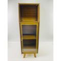 Gelb bestimmt die Farbgebung von dem Sideboard