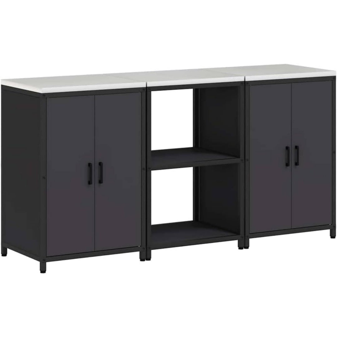 4 Tueren an dem Unterschrank