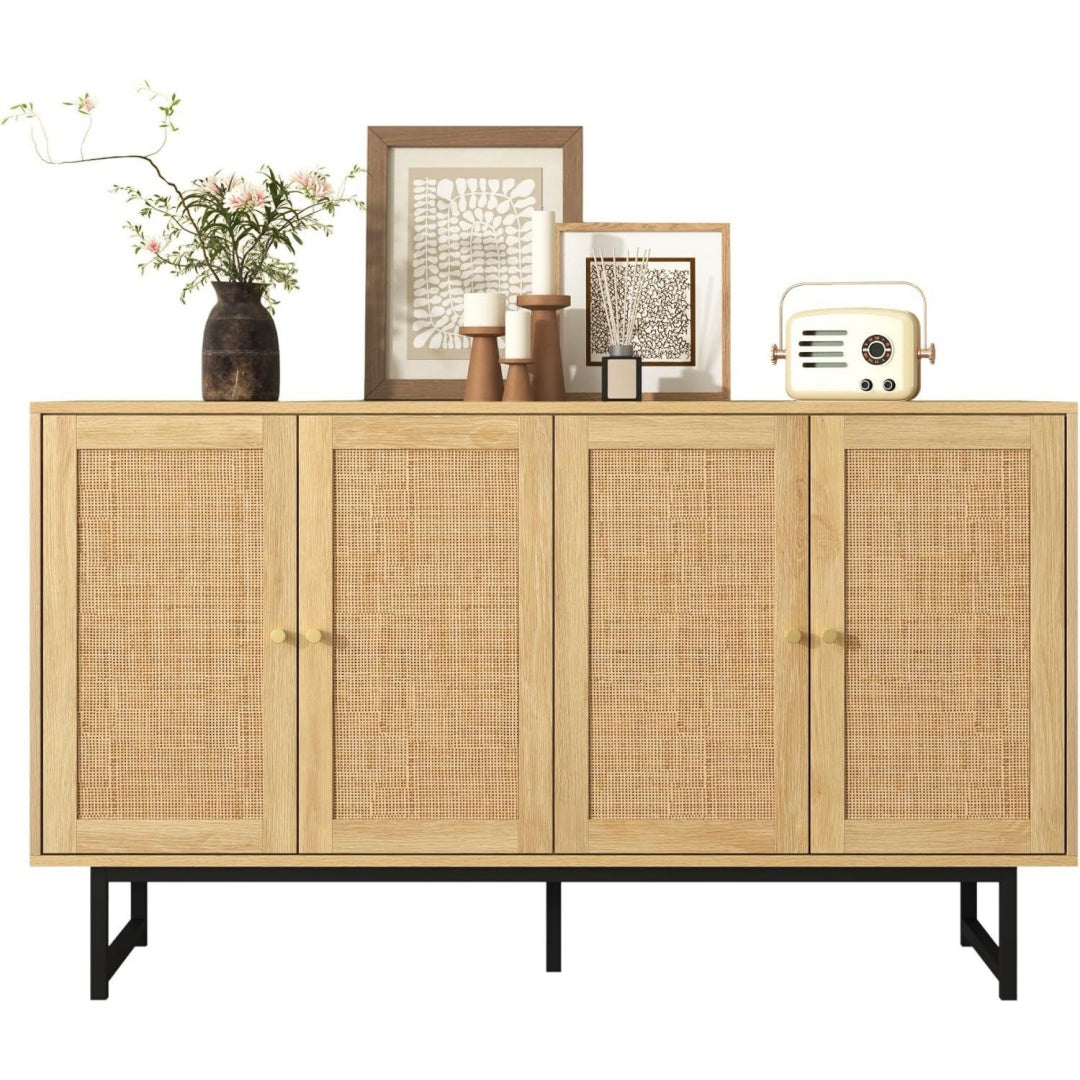 Ein Metallgestell an dem Sideboard mit den Massen 140 x 39.5 x 80 cm
